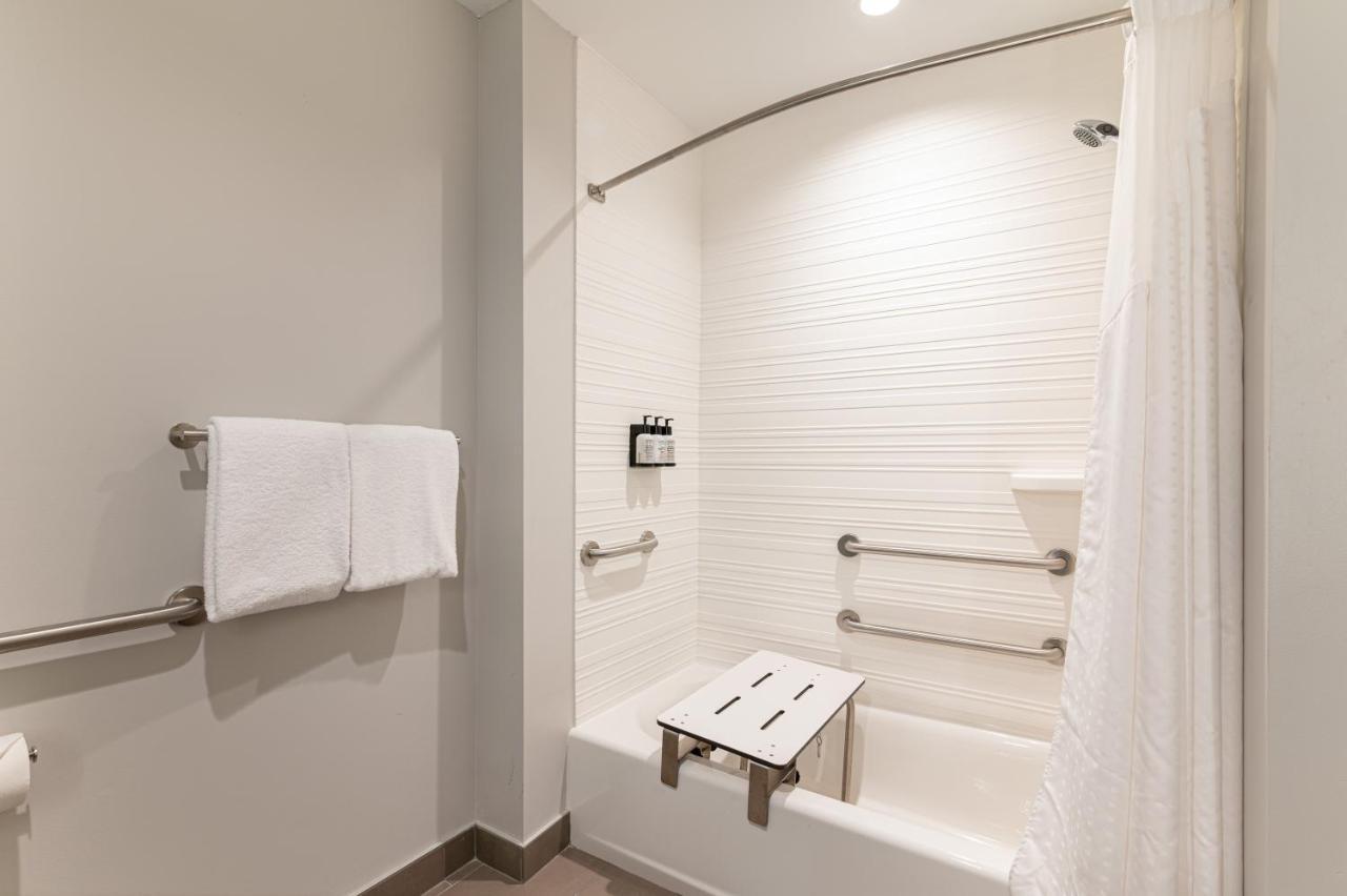 Avid Hotel Summerville By Ihg Extérieur photo
